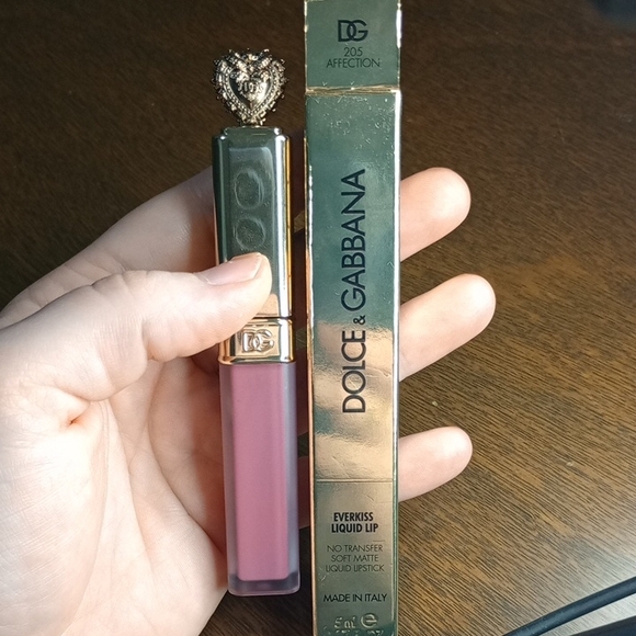 Dolce & Gabbana Other - Dolce & Gabbana Everkiss Liquid Lip -205 Affection